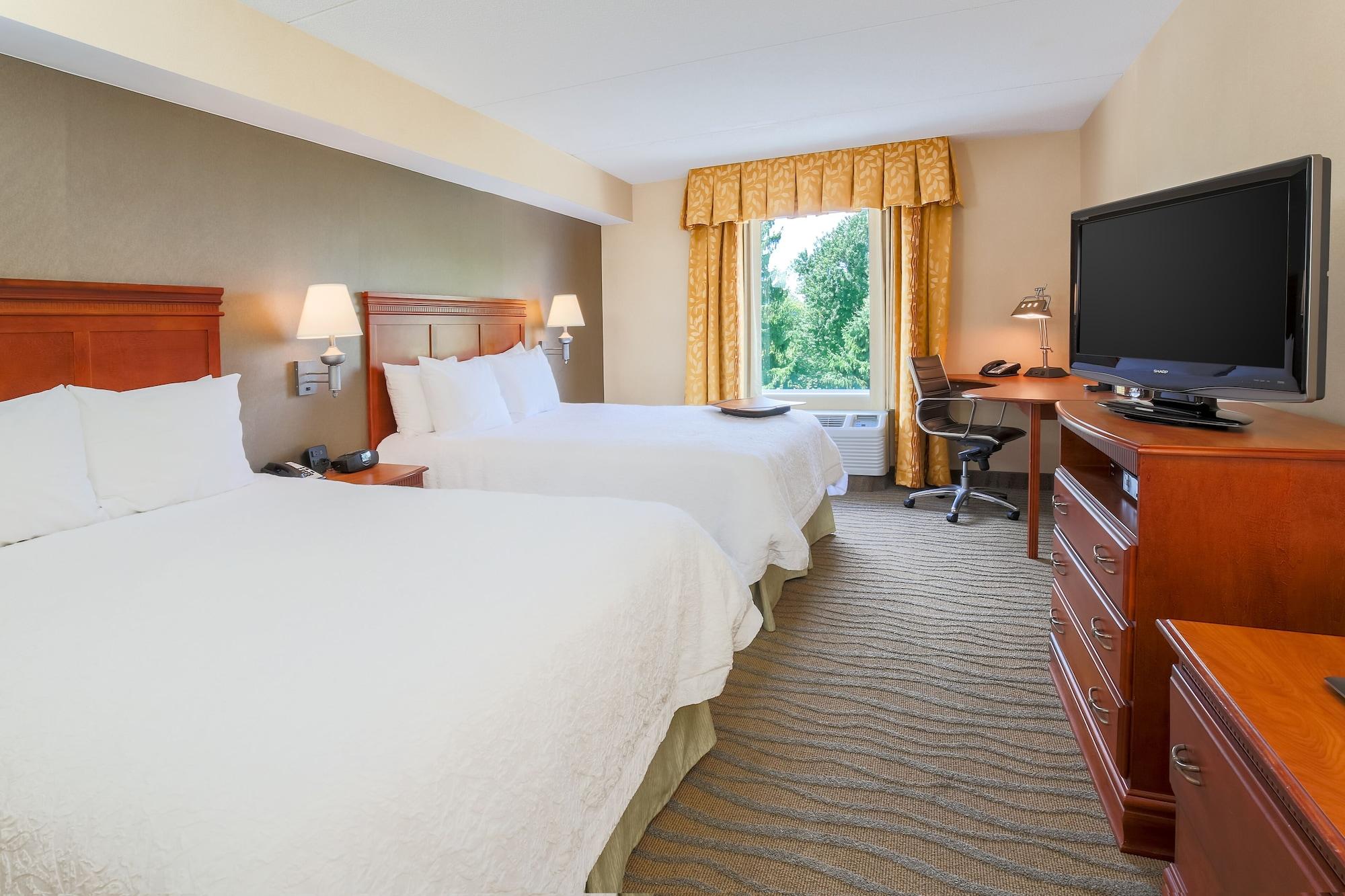Hampton Inn & Suites Poughkeepsie Spackenkill Eksteriør billede