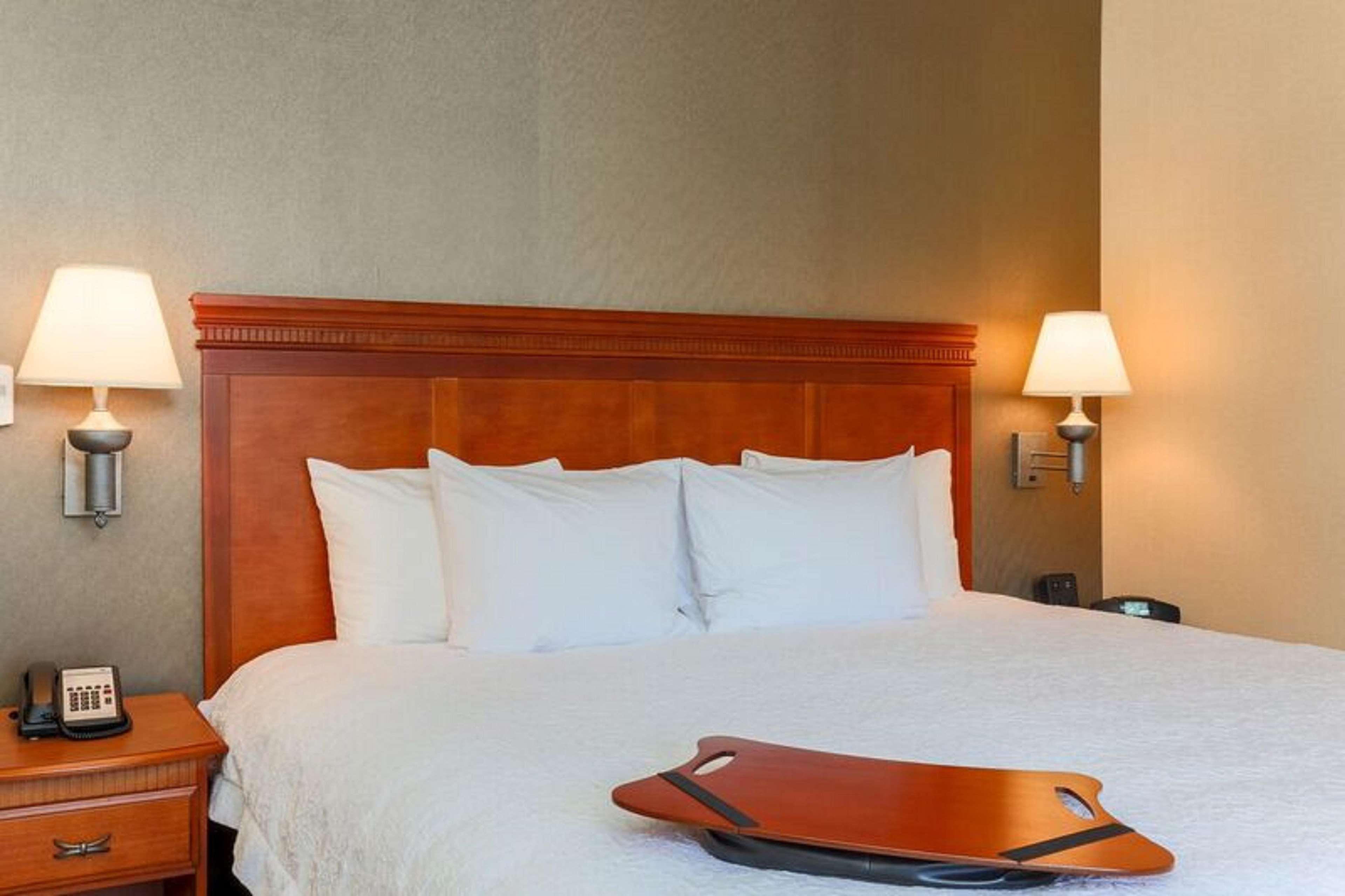 Hampton Inn & Suites Poughkeepsie Spackenkill Eksteriør billede