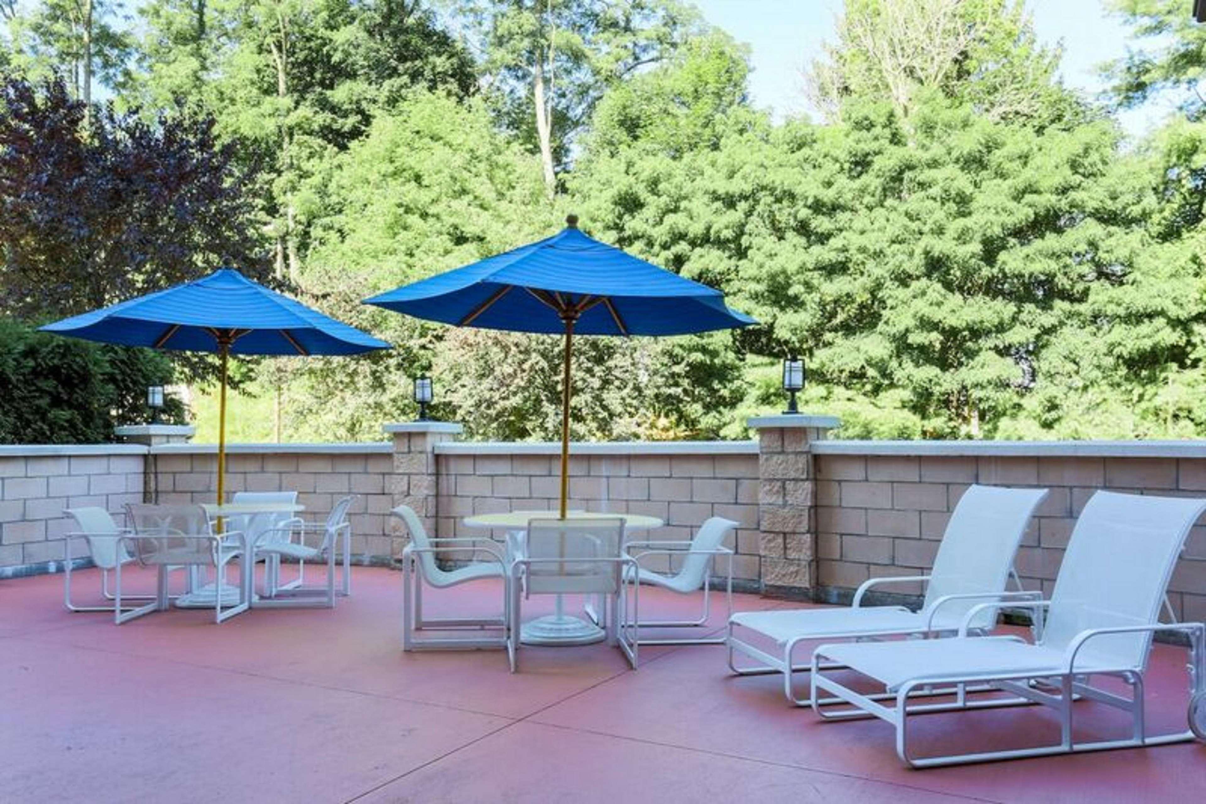 Hampton Inn & Suites Poughkeepsie Spackenkill Eksteriør billede
