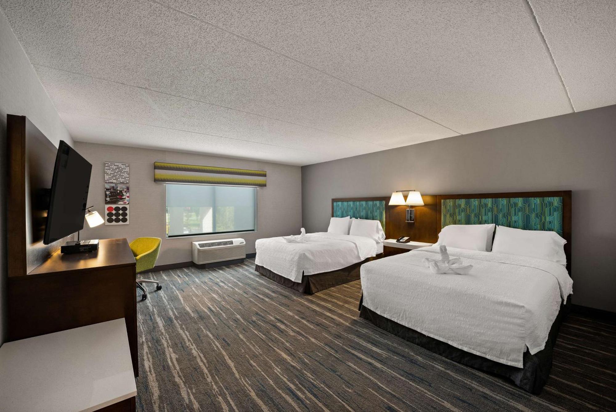 Hampton Inn & Suites Poughkeepsie Spackenkill Eksteriør billede