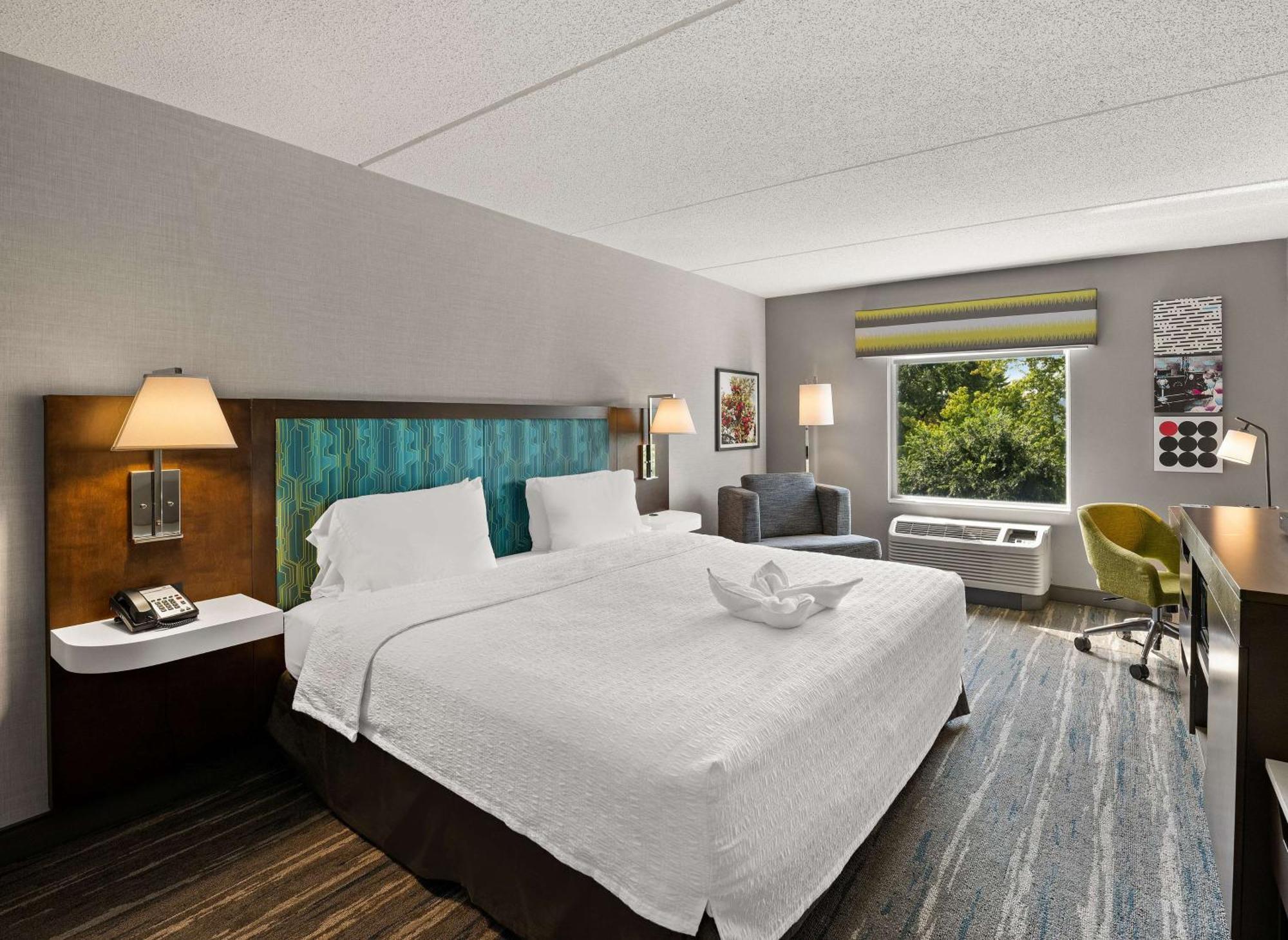 Hampton Inn & Suites Poughkeepsie Spackenkill Eksteriør billede